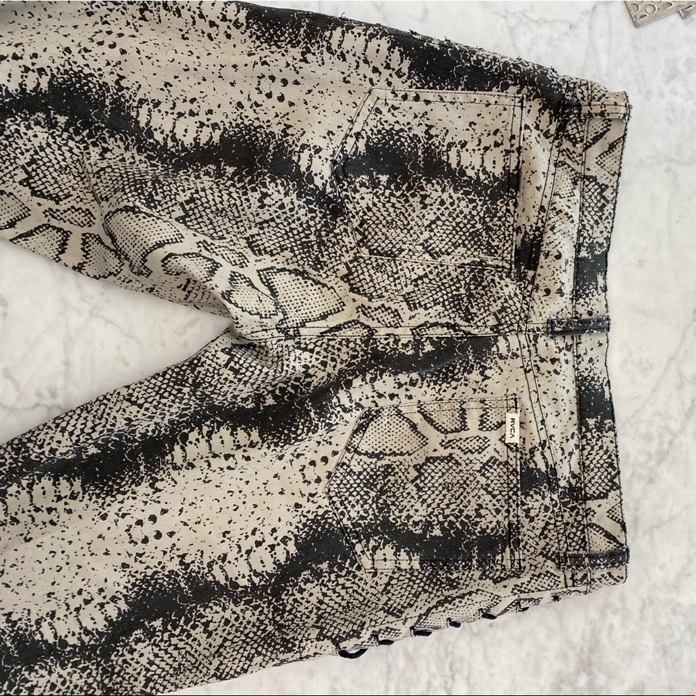 Snakeskin print pants